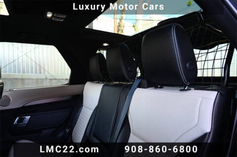 2021 Land Rover Discovery P300 S R-Dynamic