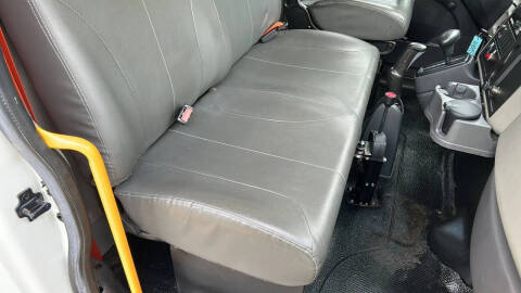 2018 International DuraStar 4300