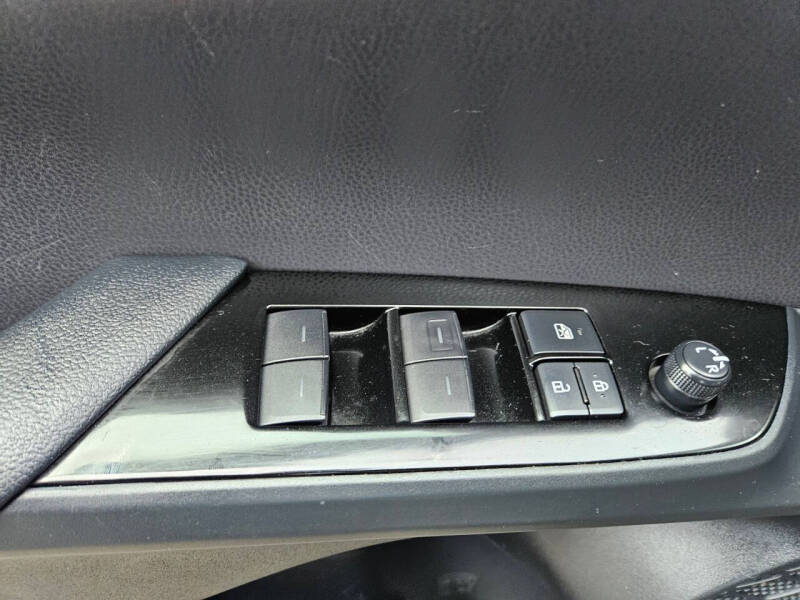 2020 Toyota Prius XLE