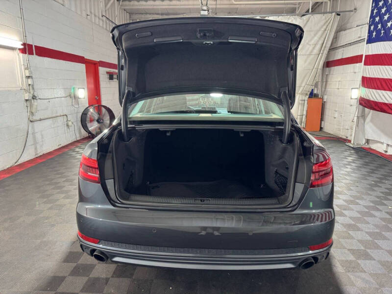 2017 Audi A4 2.0T quattro Premium Plus