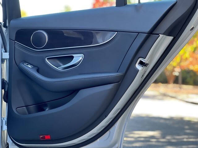 2016 Mercedes-Benz C-Class C 300