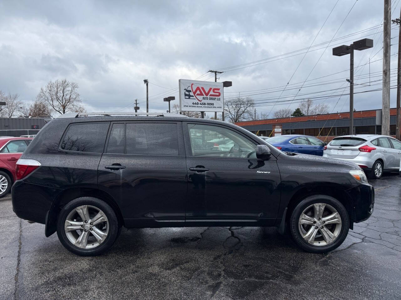 2008 Toyota Highlander for sale at AVS AUTO GROUP LLC in CLEVELAND, OH