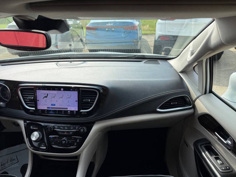 2022 Chrysler Pacifica Limited