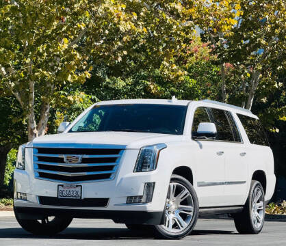 2018 Cadillac Escalade ESV Premium Luxury