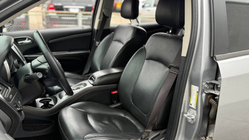 2018 Dodge Journey Crossroad