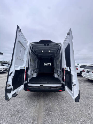 2023 Ford Transit 250
