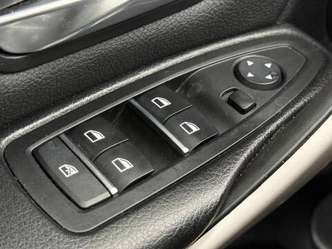 2016 BMW 3 Series 320i