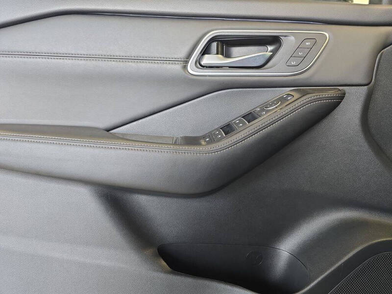 2024 Nissan Rogue Platinum