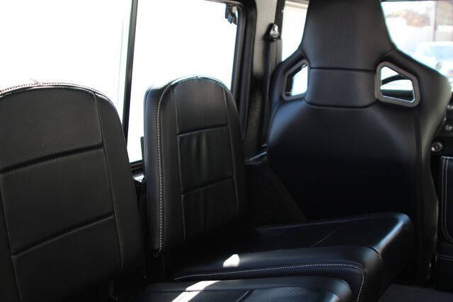 1987 Land Rover Defender