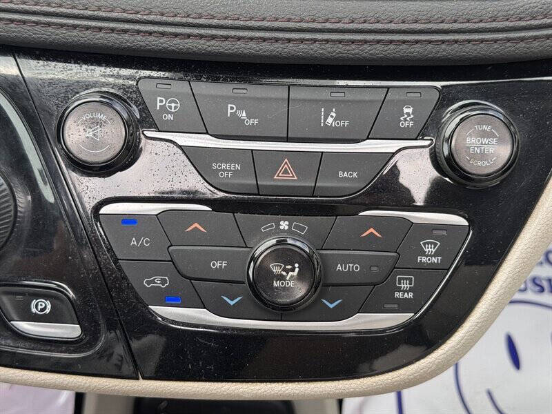 2017 Chrysler Pacifica Limited