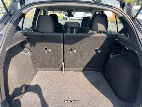2023 Nissan Kicks SV
