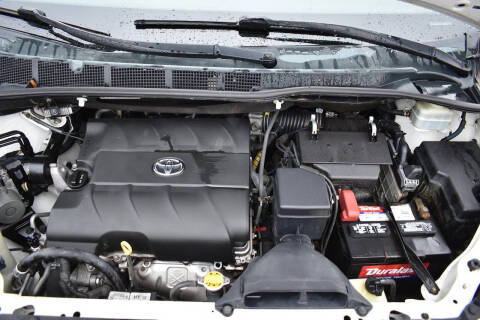 2013 Toyota Sienna Limited 7-Passenger