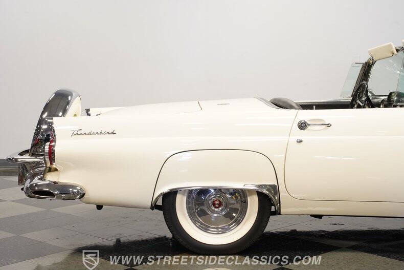 1956 Ford Thunderbird