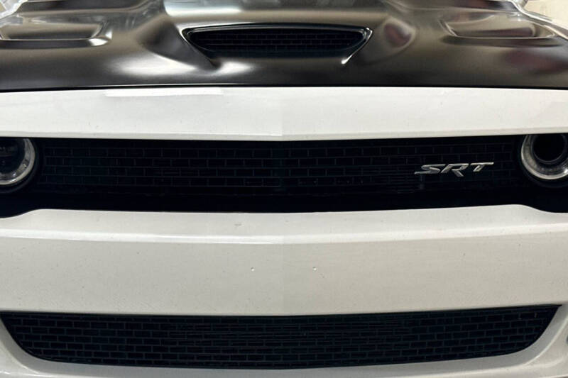 2015 Dodge Challenger SRT Hellcat