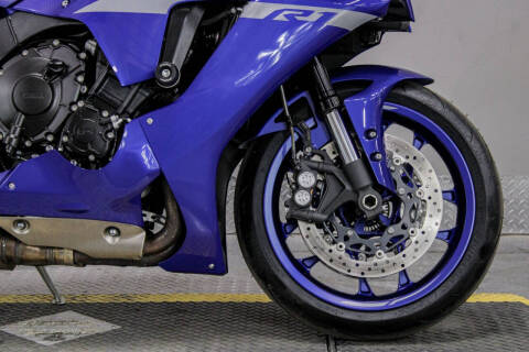 2020 Yamaha YZF-R1