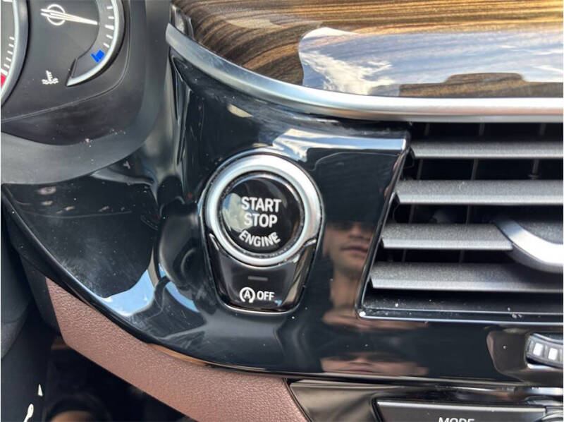 2018 BMW 5 Series 540i