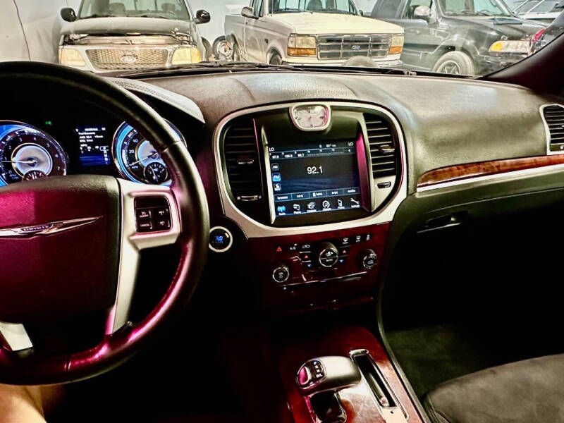 2012 Chrysler 300
