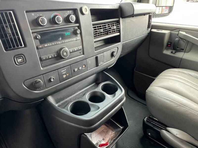 2018 Chevrolet Express 2500