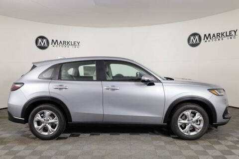 2025 Honda HR-V LX