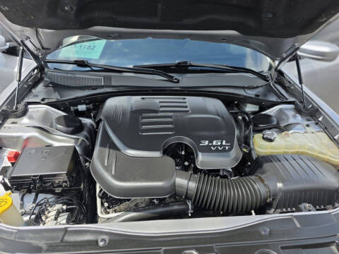 2017 Chrysler 300 S