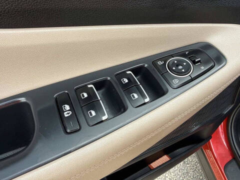 2023 Hyundai Santa Fe SE