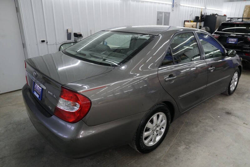 2004 Toyota Camry