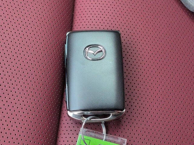 2026 Mazda Mazda3 Hatchback 2.5 S Carbon Edition