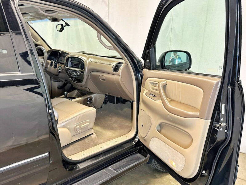 2003 Toyota Sequoia Limited