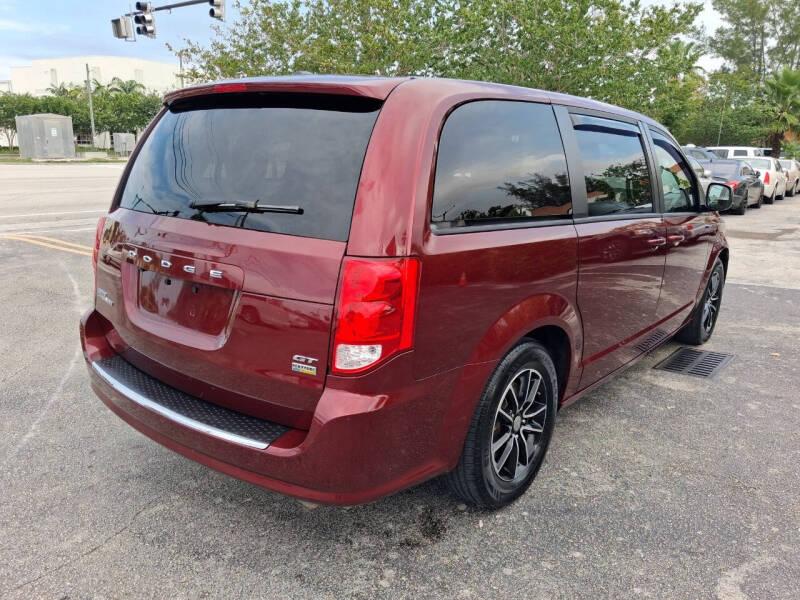 2018 Dodge Grand Caravan GT