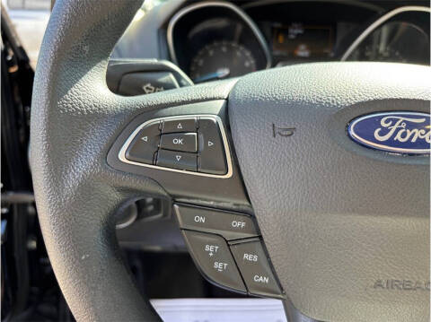 2017 Ford Focus SEL