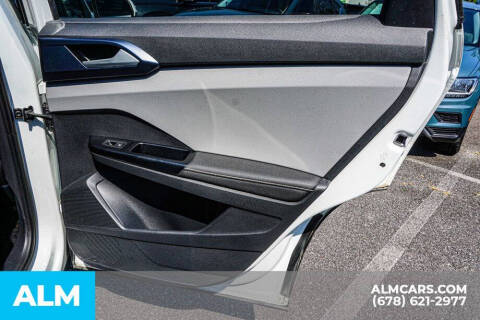 2024 Volkswagen Taos SE