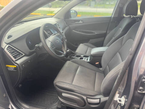 2017 Hyundai Tucson SE