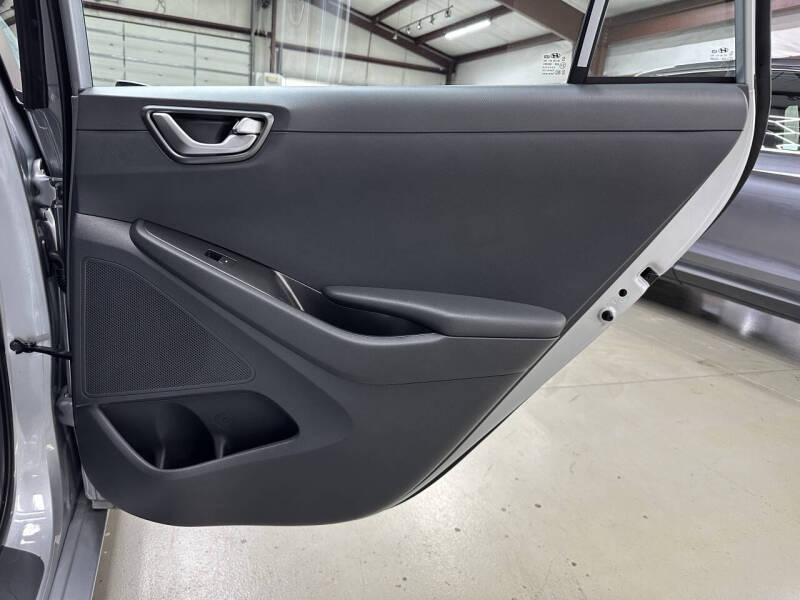 2020 Hyundai Ioniq Electric SE