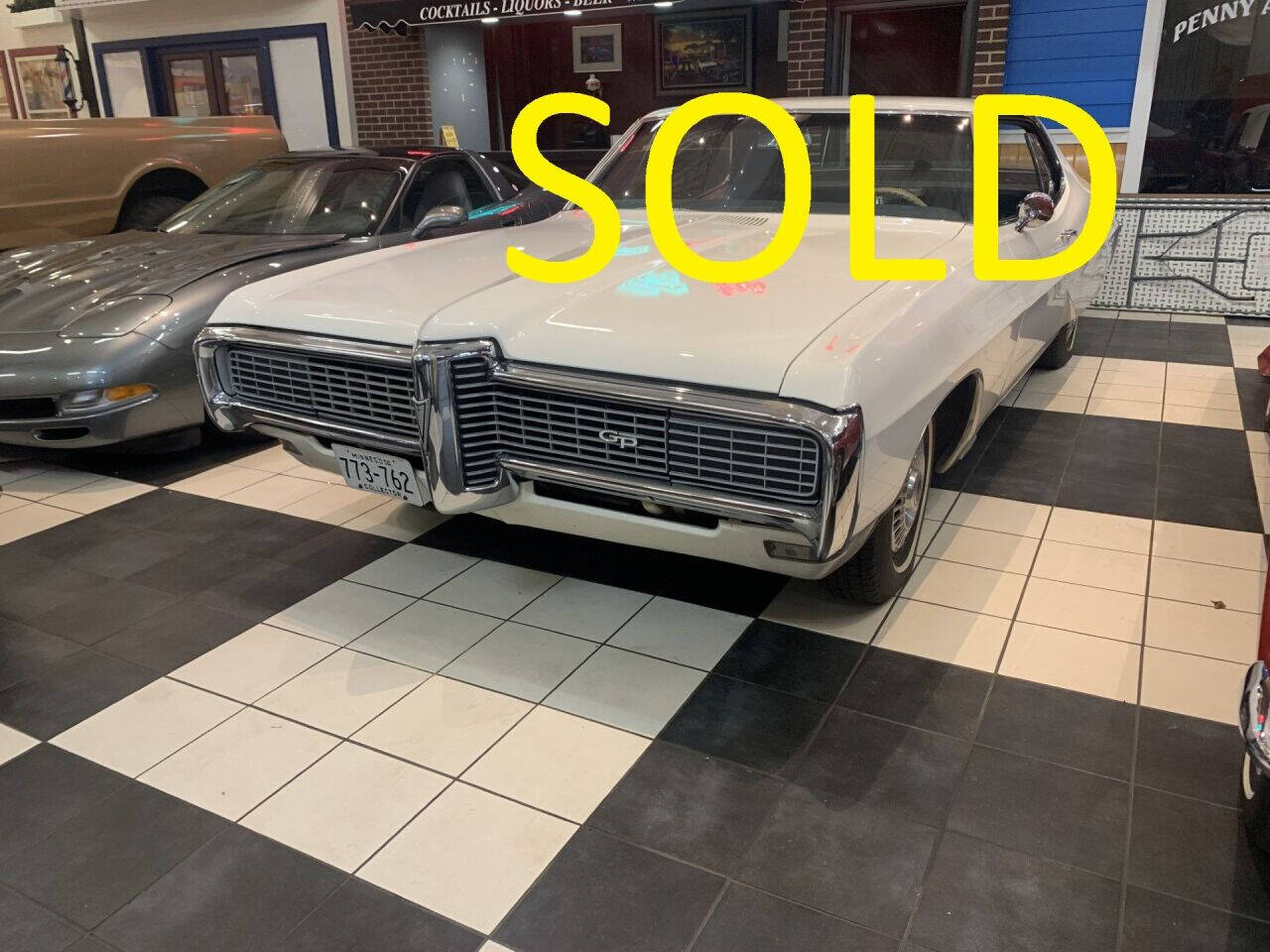 1968 Pontiac Grand Prix For Sale | AllCollectorCars.com