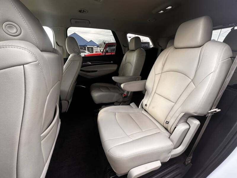 2021 Buick Enclave Essence