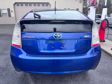 2011 Toyota Prius Two
