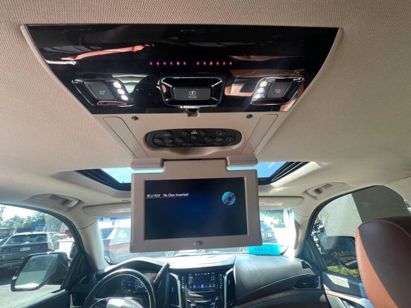 2016 Cadillac Escalade Premium Collection