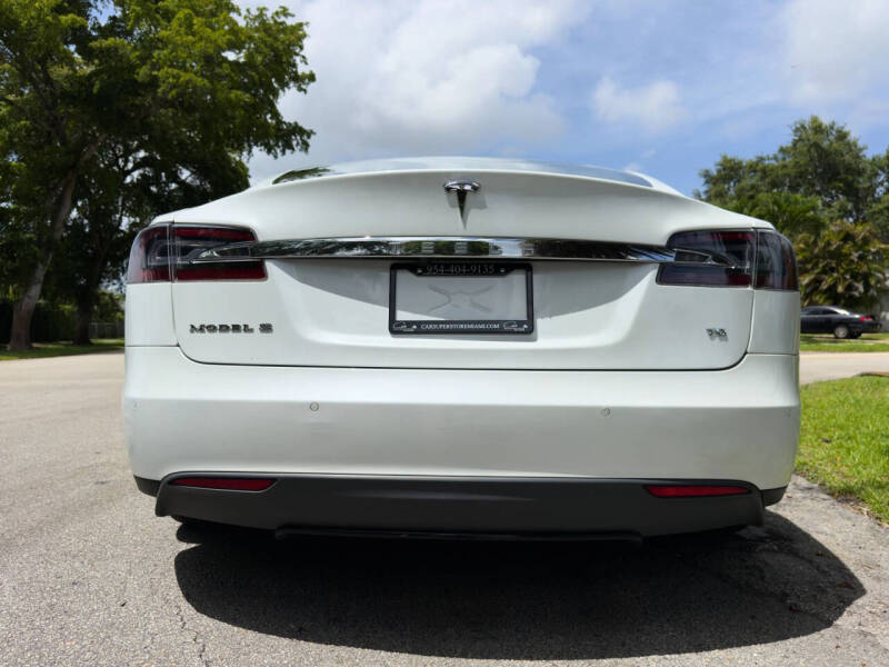 2016 Tesla Model S