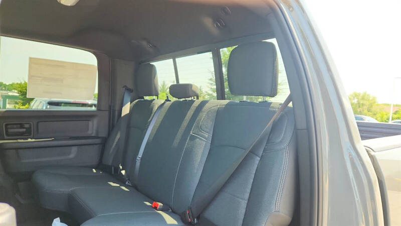 2026 RAM 2500 Black Express