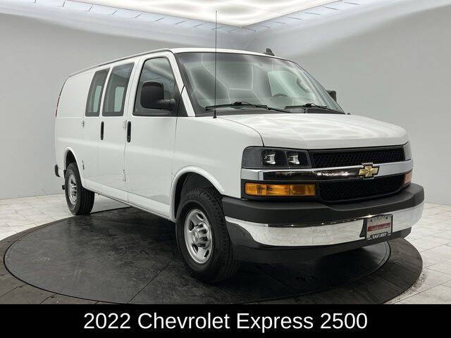 2022 Chevrolet Express 2500