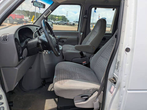 2001 Ford E-Series