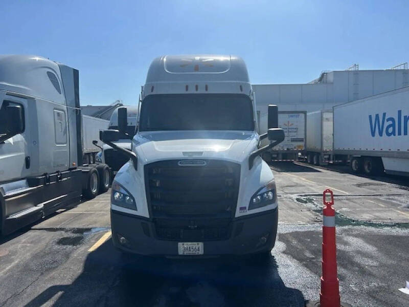 2021 Freightliner Cascadia
