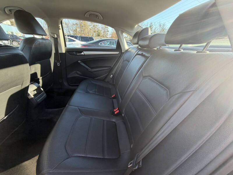 2015 Volkswagen Passat 1.8T Limited Edition