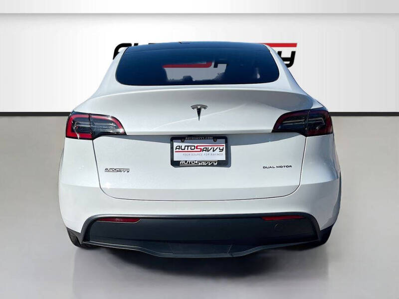 2025 Tesla Model Y Long Range