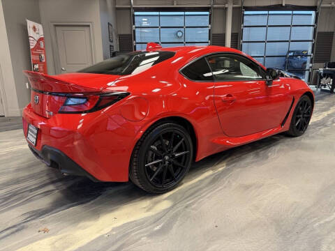 2024 Toyota GR86 Premium