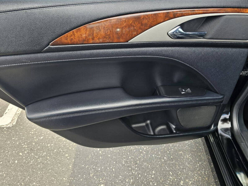 2017 Lincoln MKZ Hybrid Reserve