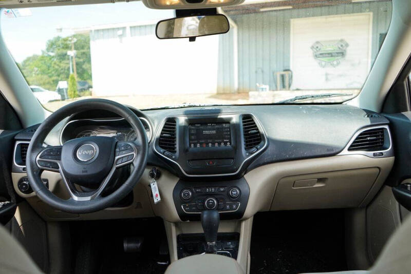 2019 Jeep Cherokee Latitude