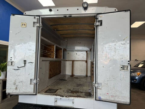 2011 Ford E-Series E-350 SD