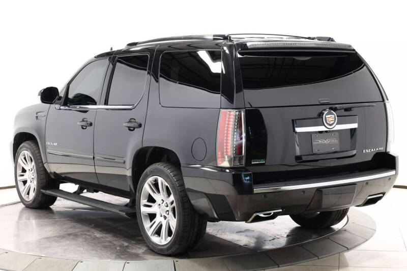 2012 Cadillac Escalade Premium
