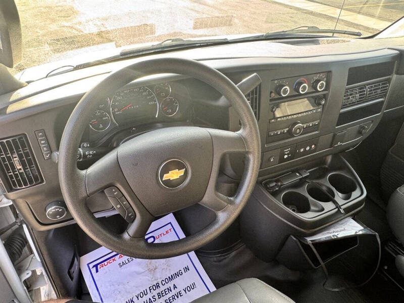 2018 Chevrolet Express LS 3500